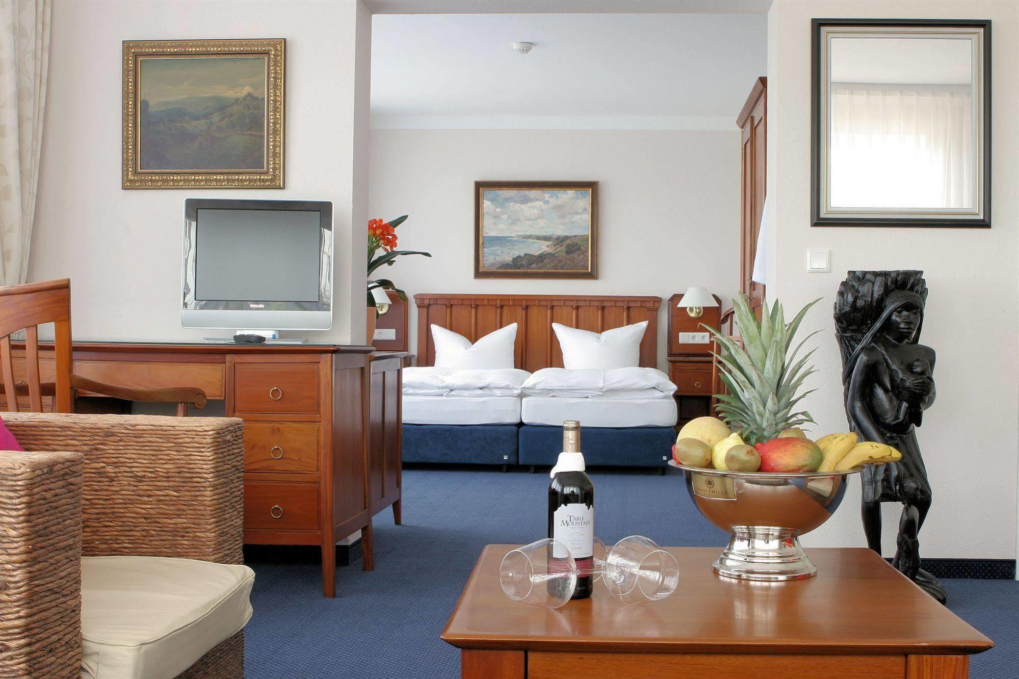 Hotel Badehaus Goor Putbus Kültér fotó